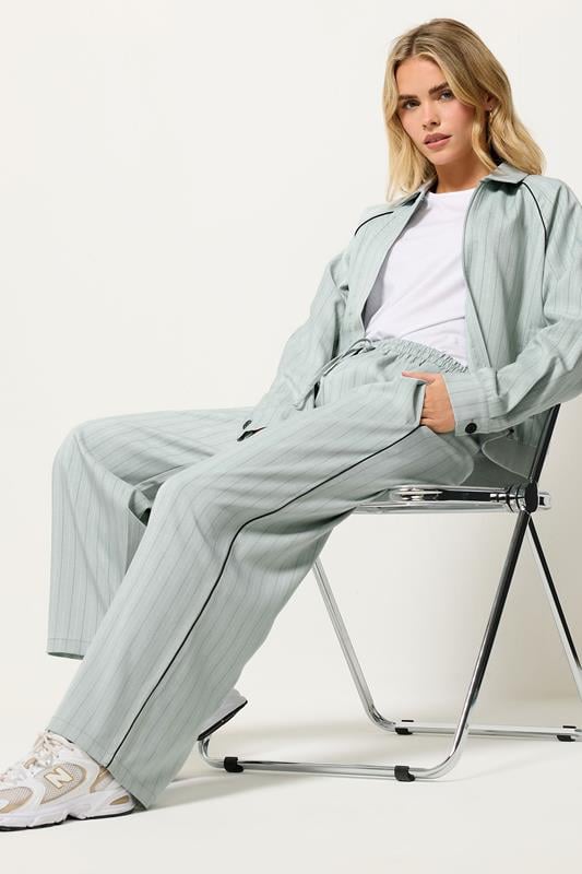 Petite  PixieGirl Petite Blue Stripe Pull On Wide Leg Trousers