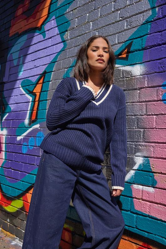 PixieGirl Petite Women's Navy Blue Contrast V-Neck Jumper | PixieGirl 1
