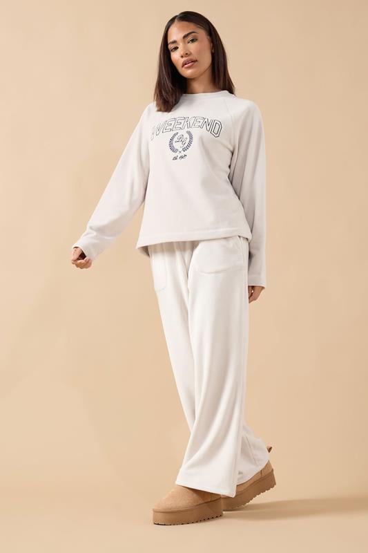 PixieGirl Petite Women's Ivory White 'Weekend' Slogan Fleece Lounge Top | PixieGirl 3