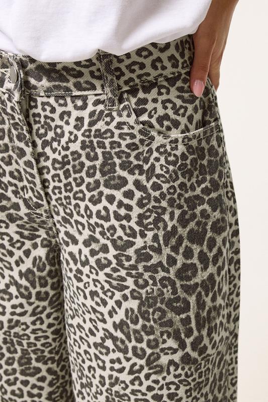 PixieGirl Petite Women's Light Brown Leopard Print Wide Leg Jeans | PixieGirl 6