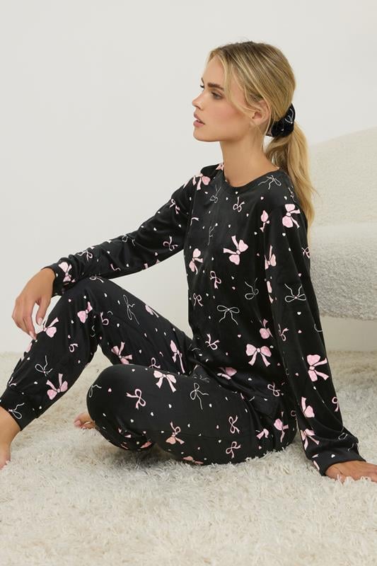 PixieGirl Petite Women's Black Bow Fleece Pyjama & Scrunchie Set | PixieGirl 2