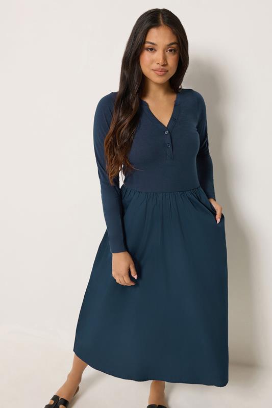 black dress with corset back Mermaid Gown CD2219 – Sparkly Gowns Size:42 Short Jacket+36 Waist Adjust 32to38)(Height: 5 4 to5 7 )(Neck  16-17.5:L cute little black dress Royal Blue Indo Western Its perfect for any