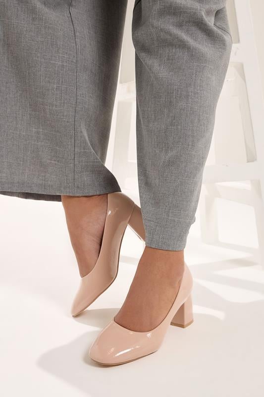  Yours Nude Faux Leather Block Heel Court Shoes In Extra Wide EEE Fit