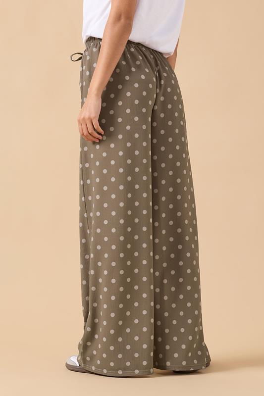 PixieGirl Petite Women's Brown Spot Crepe Wide Leg Trousers | PixieGirl 3