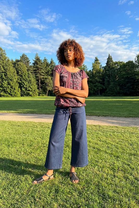  M&Co Indigo Blue Wide Leg Cropped Jeans
