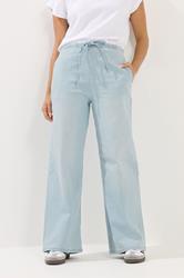 PixieGirl Petite Women's Light Blue Washed Denim Pull-On Wide Leg Jeans | PixieGirl 1