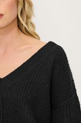 PixieGirl Petite Women's Black Knitted V-Neck Jumper | PixieGirl 4
