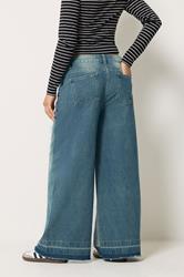 PixieGirl Petite Women's Mid Blue Frayed Wide Leg Jeans | PixieGirl  2