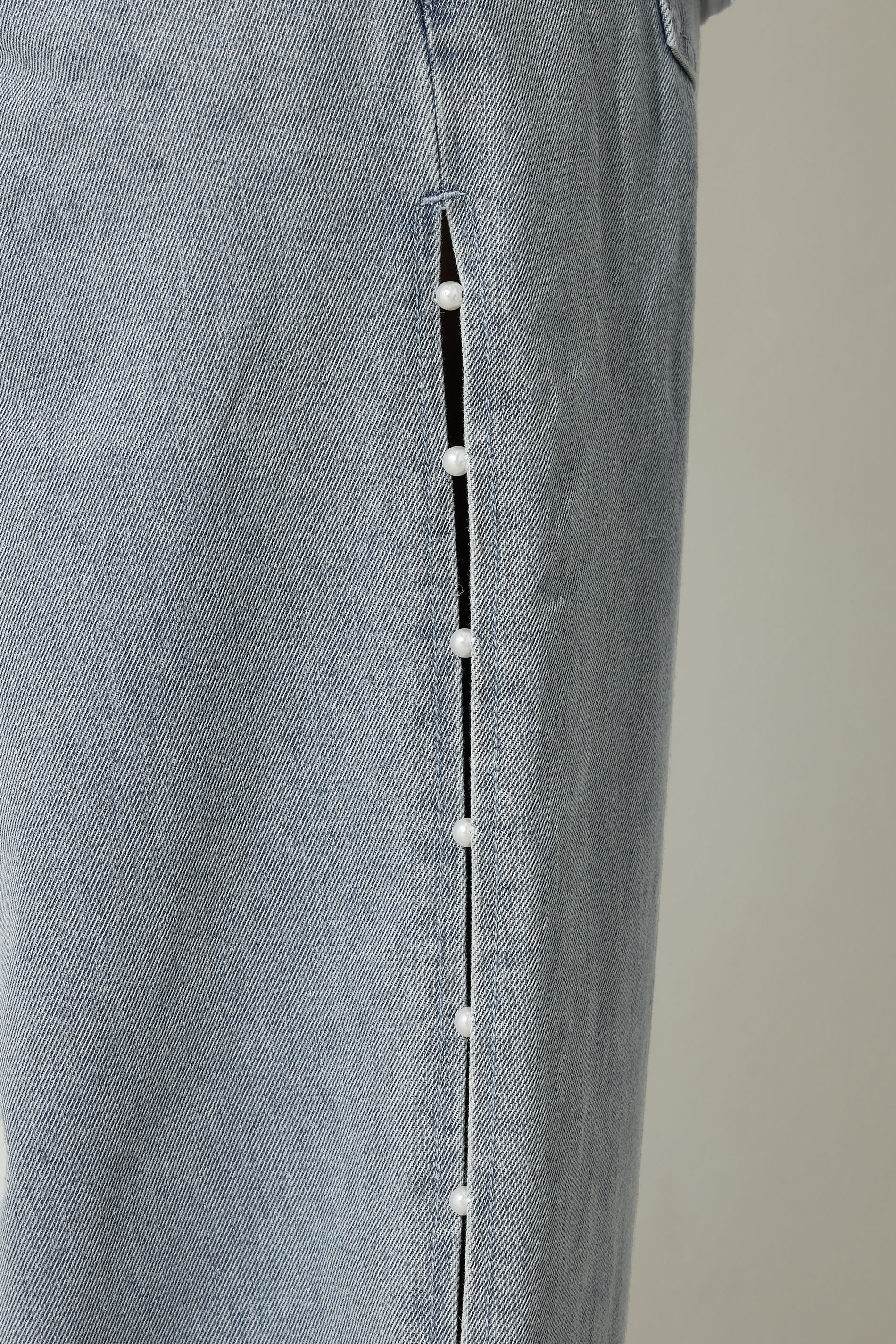 PixieGirl Petite Women's Light Blue Non-Stretch Pearl Detail Jeans | PixieGirl 4