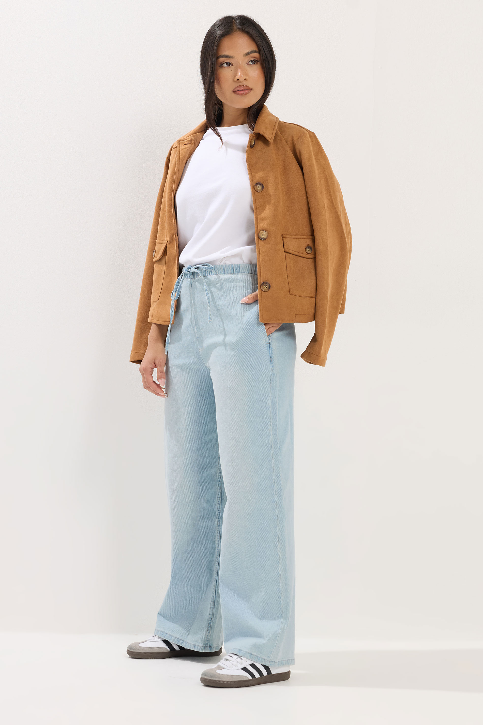 PixieGirl Petite Women's Light Blue Washed Denim Pull-On Wide Leg Jeans | PixieGirl 3