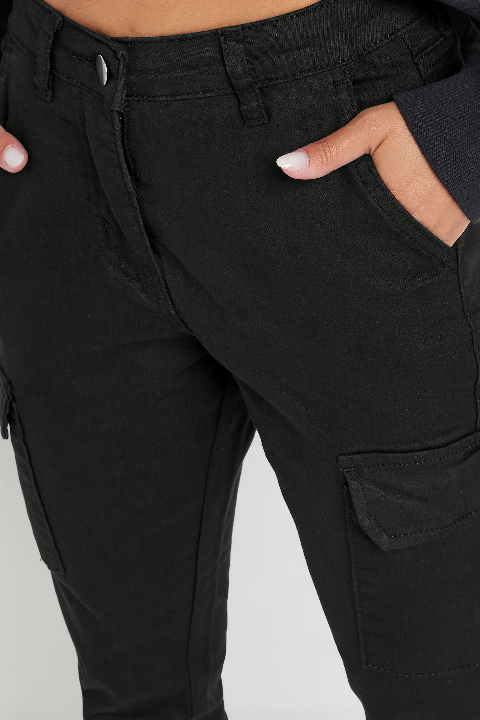 Petite Black Cargo Skinny Jeans | PixieGirl 4