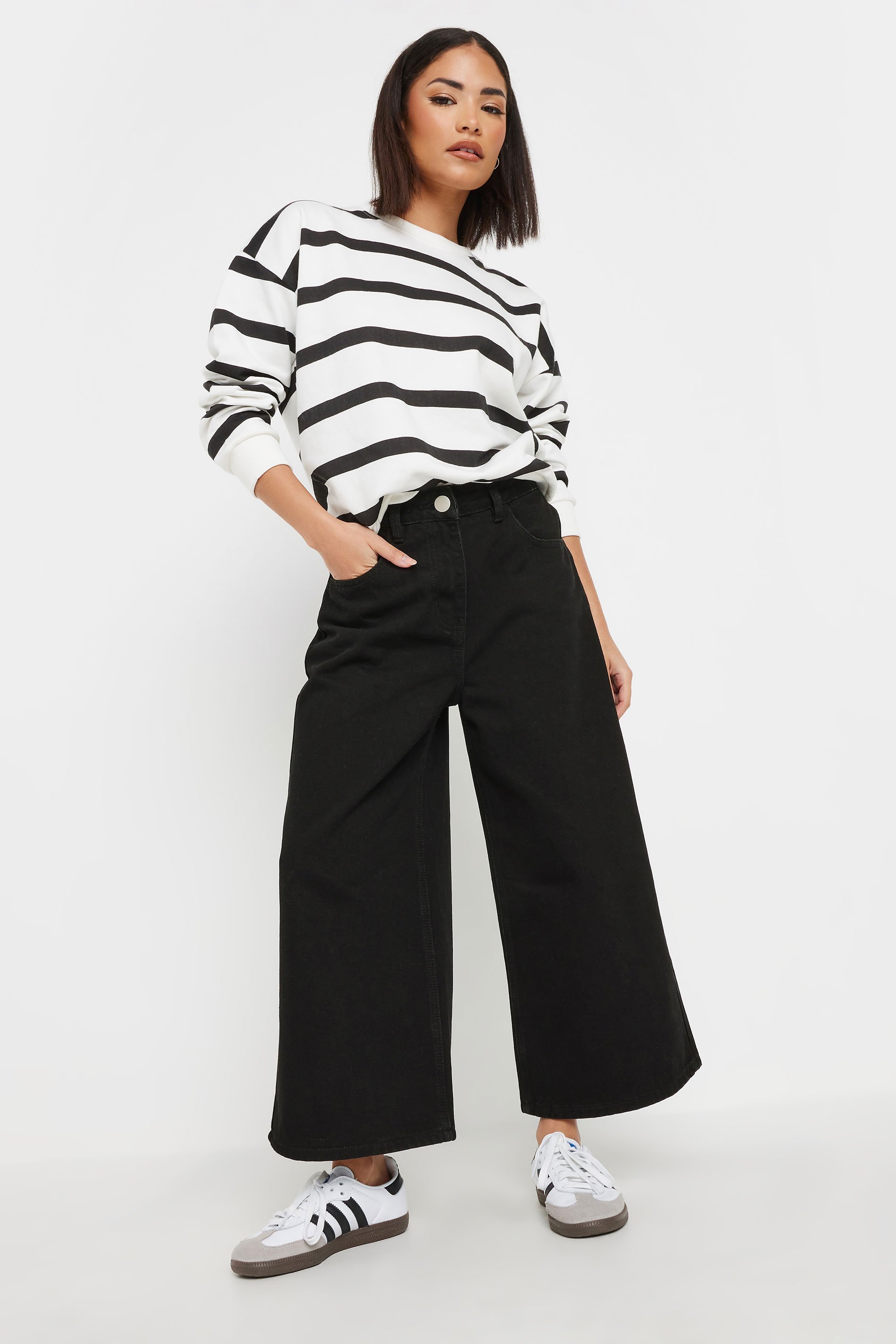 PixieGirl Petite Women's Black Denim Cropped Wide Leg Jean | PixieGirl 1