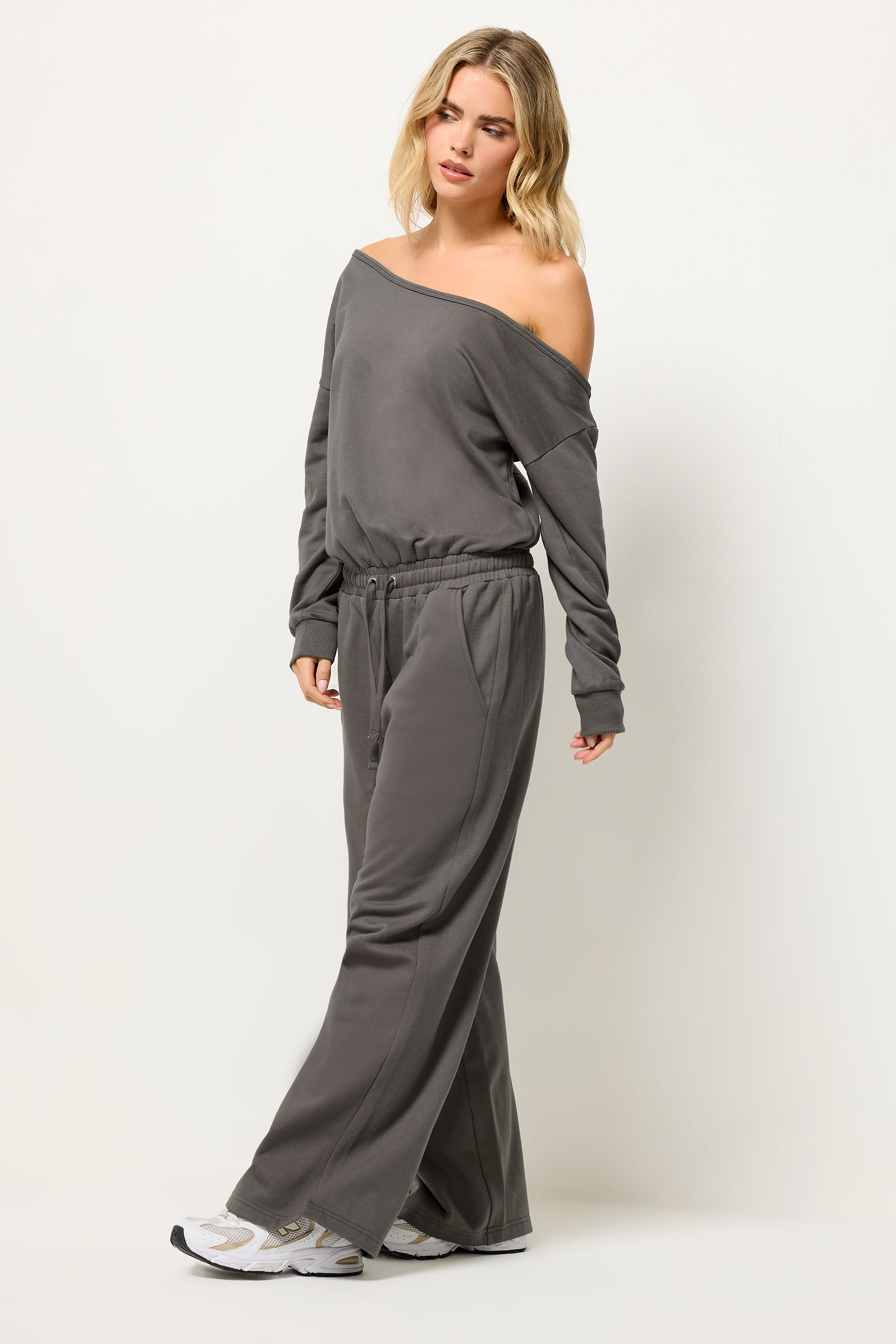 PixieGirl Petite Women's Grey Jersey Slouch Wide Leg Jumpsuit | PixieGirl 2