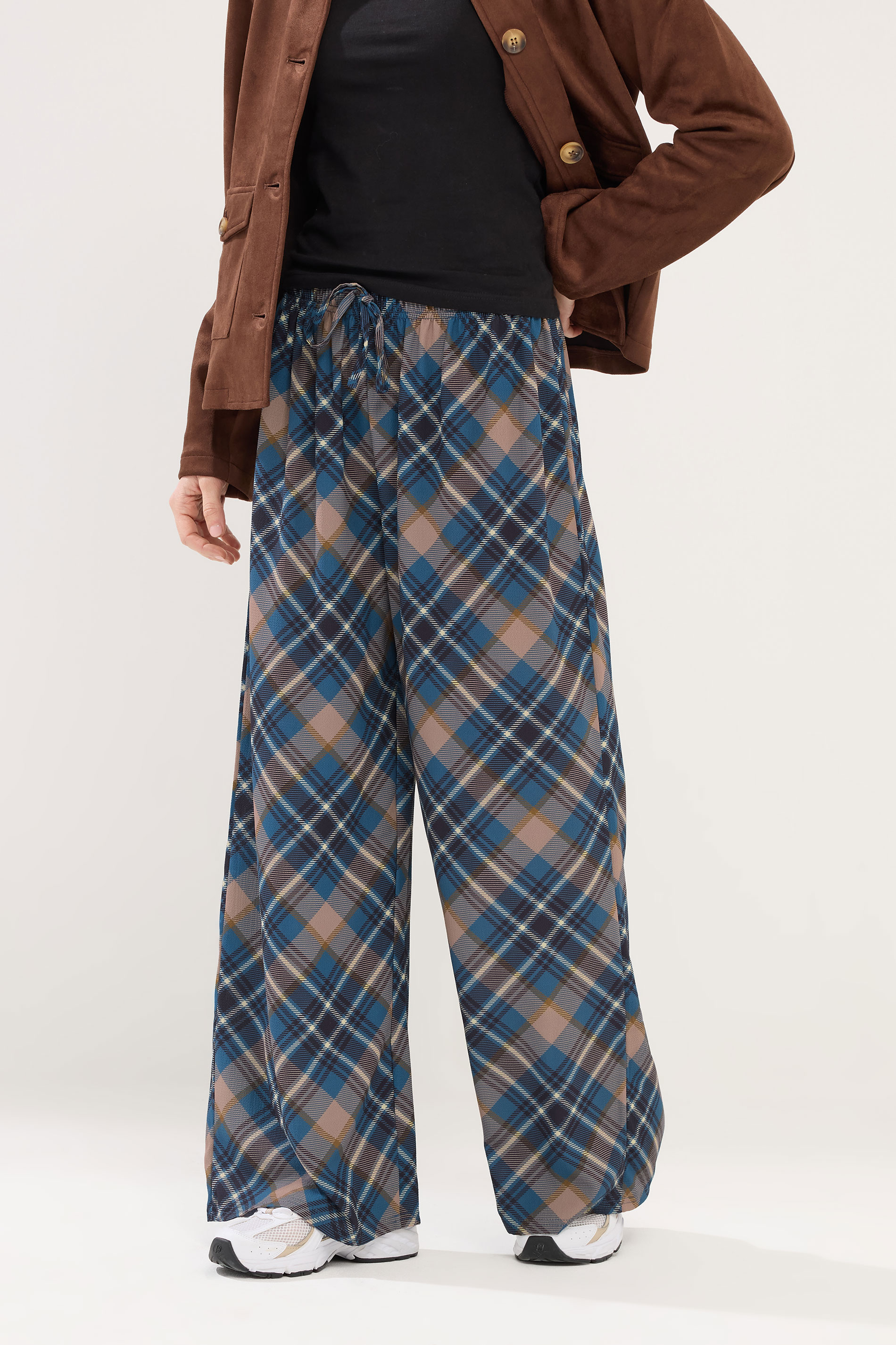 PixieGirl Petite Womens Navy Blue Check Wide Leg Trousers | PixieGirl 2
