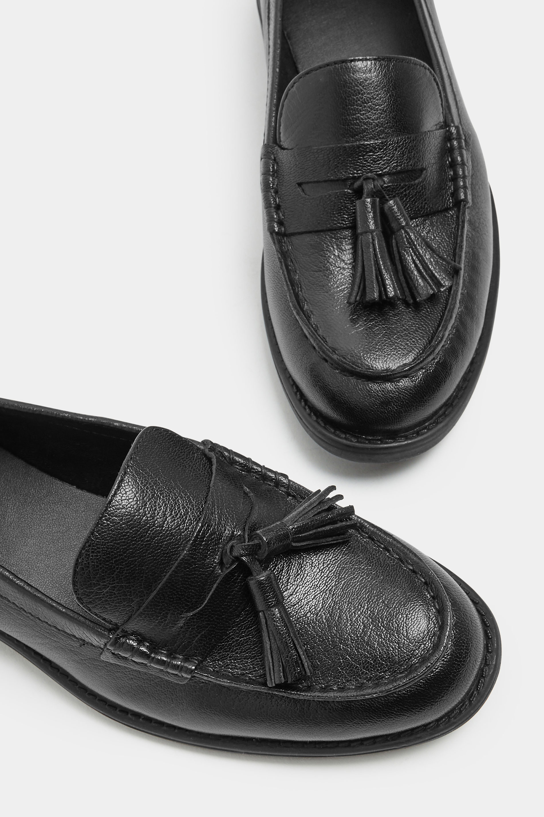 Black Tassle Loafers In Wide E Fit | Yours Clothing 5
