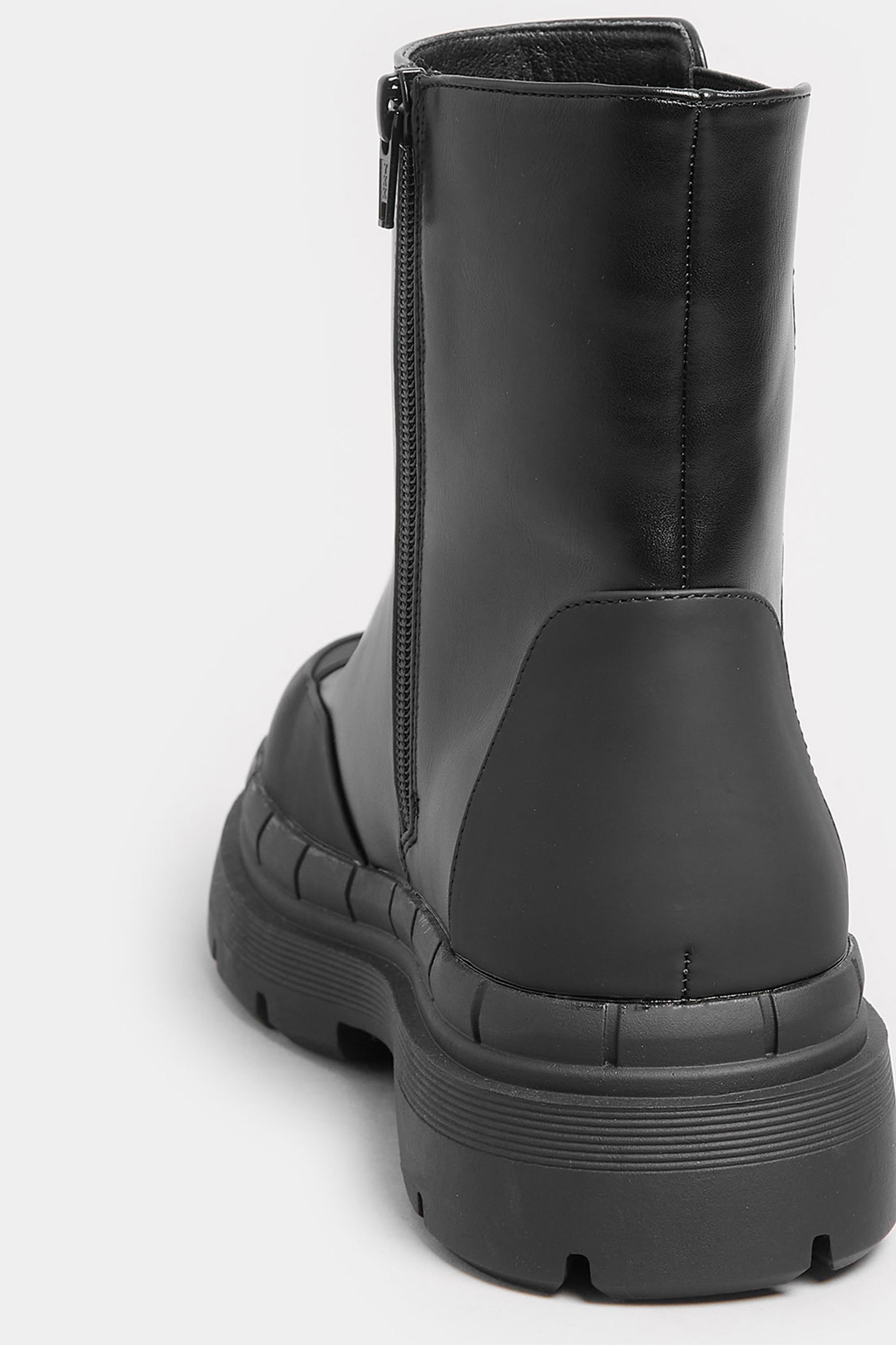 Black Chunky High Chelsea Boots In Extra Wide EEE Fit | Yours Clothing  4