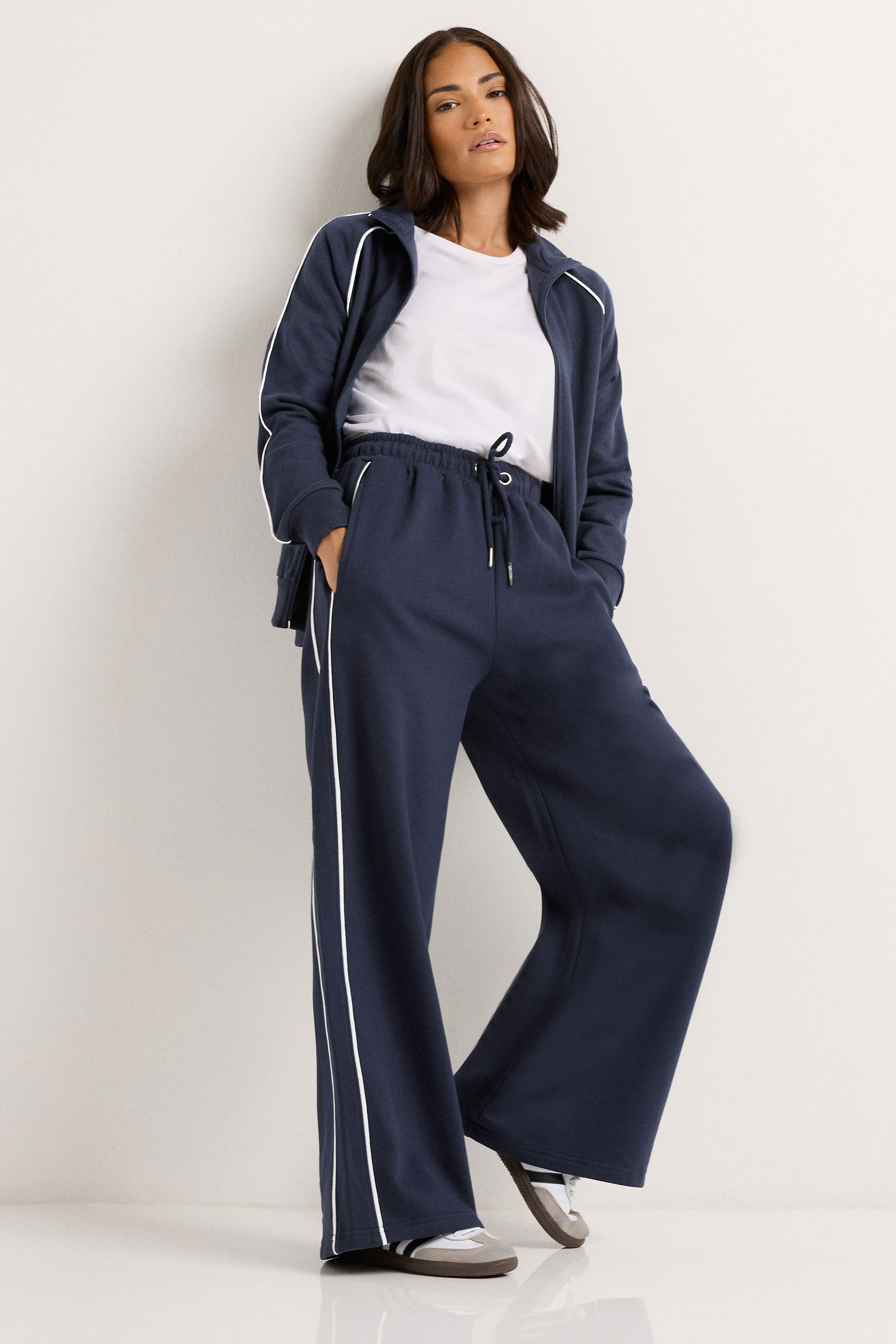 PixieGirl Petite Women's Navy Blue Contrast Piping Wide Leg Joggers | PixieGirl 2