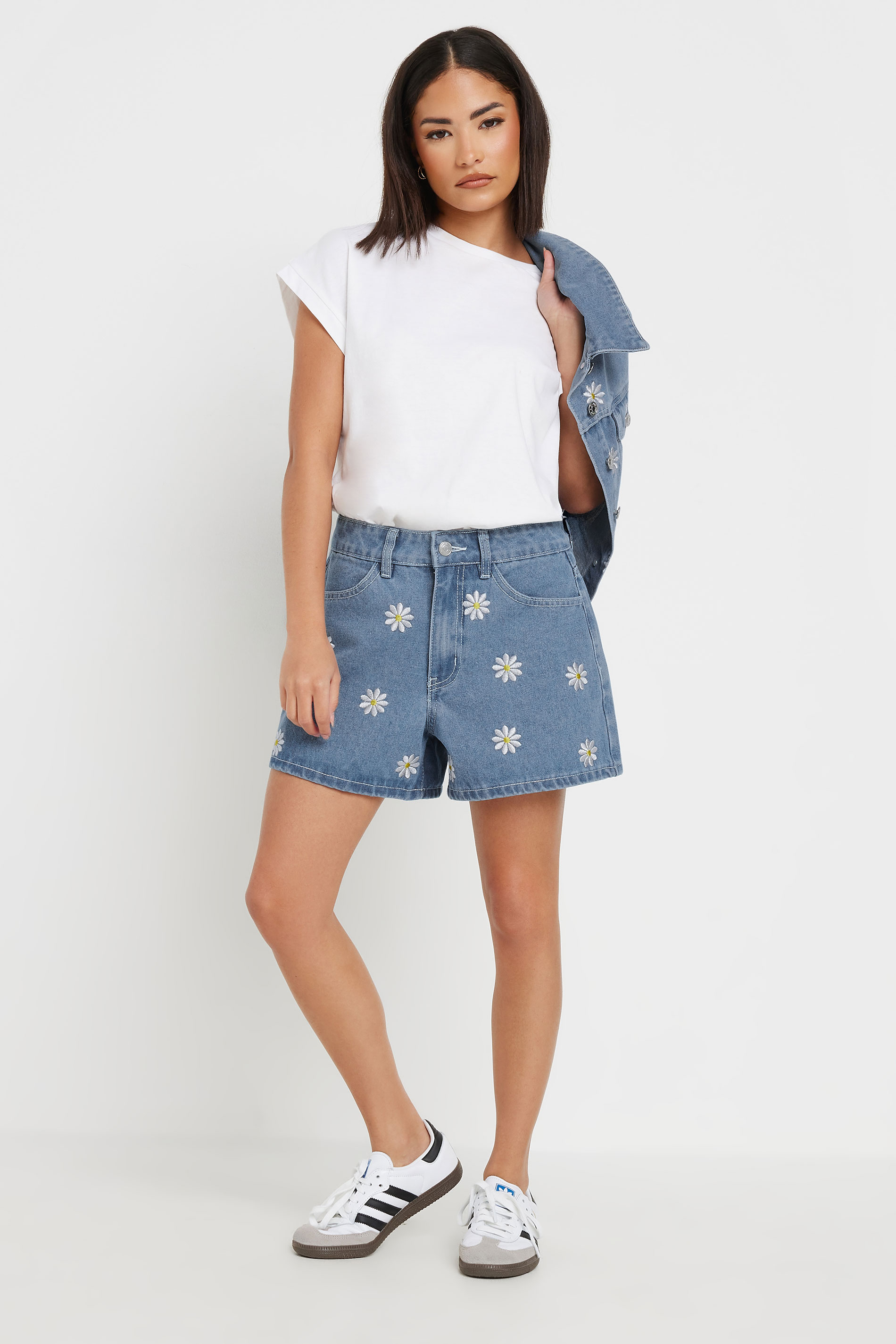 PixieGirl Petite Women's Blue Denim Daisy Embroidered Shorts | PixieGirl 3
