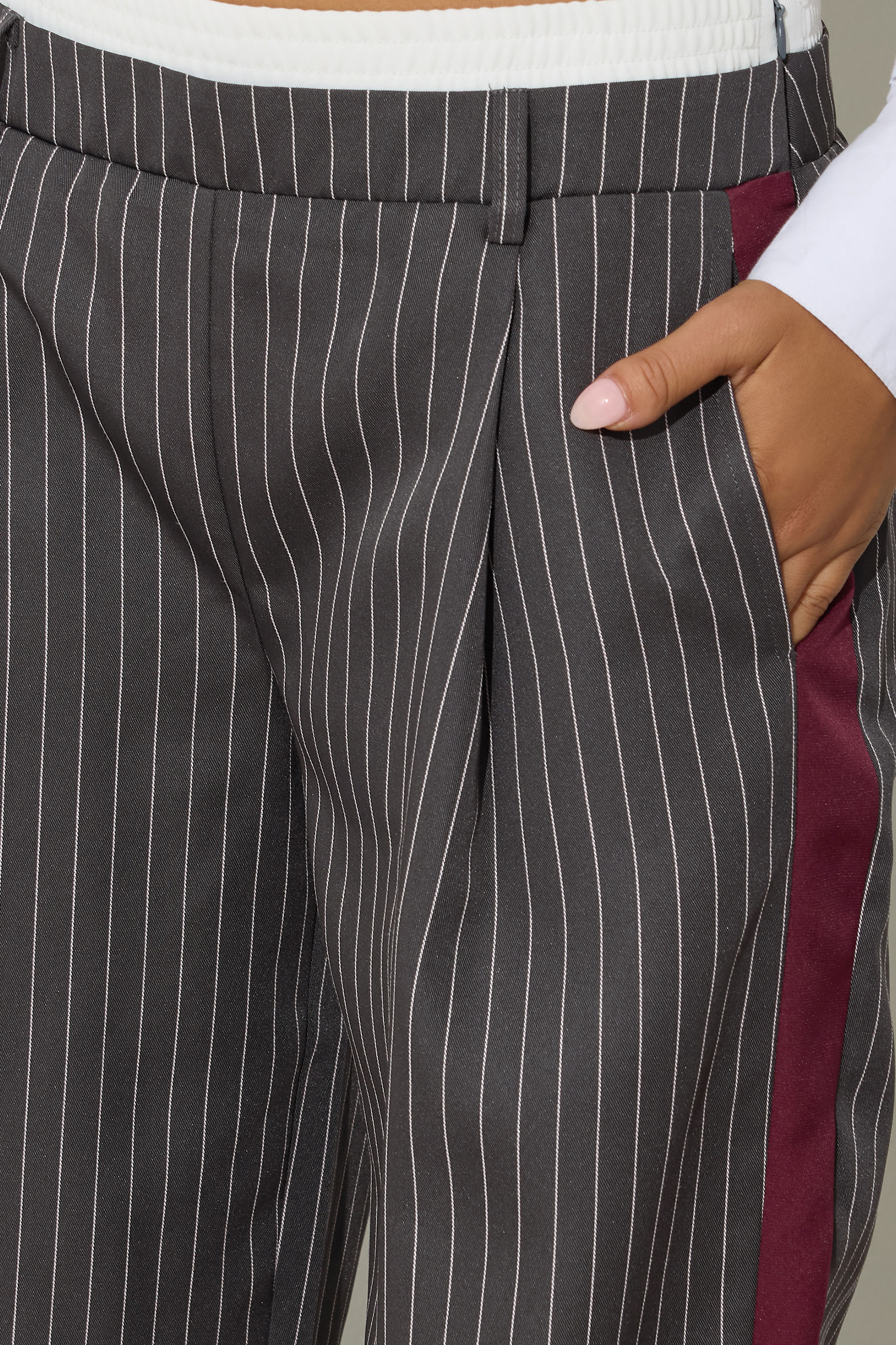 PixieGirl Petite Women's Grey Pinstripe Wide Leg Trouser | PixieGirl 4