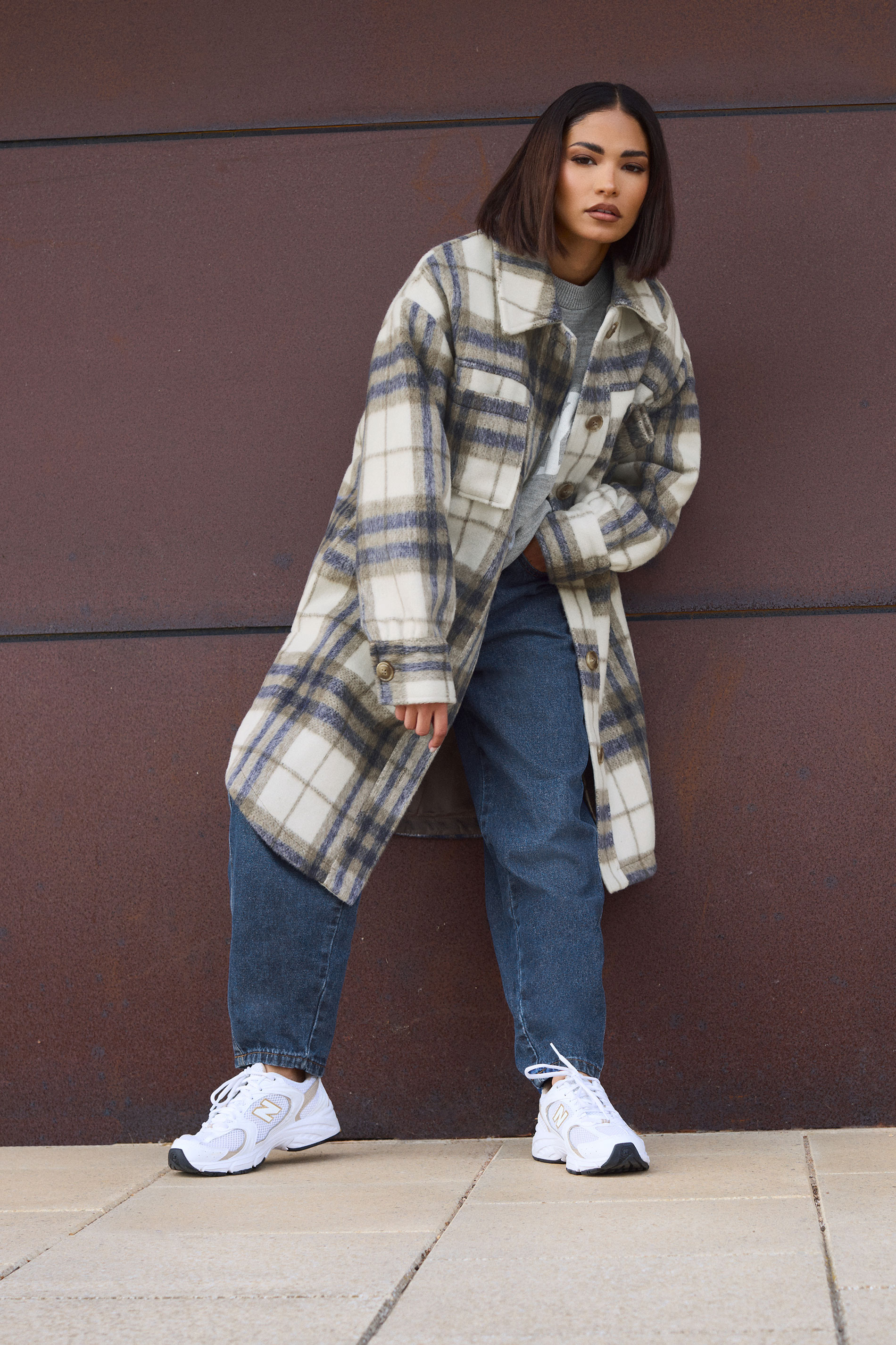 PixieGirl Petite Women's Blue Blurred Check Print Longline Shacket | PixieGirl 1
