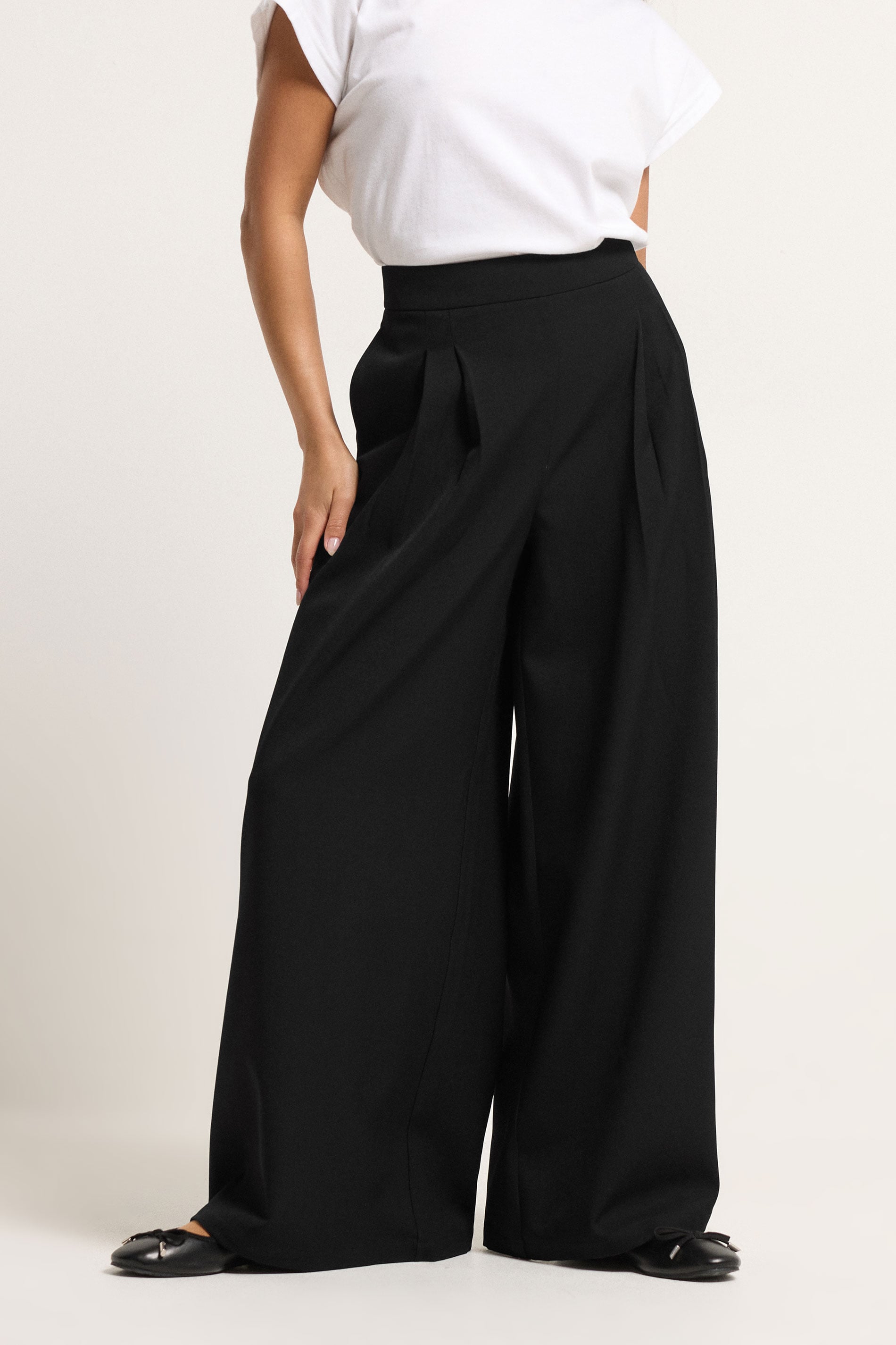PixieGirl Petite Women's Black Pleat Front Palazzo Trousers | PixieGirl 1