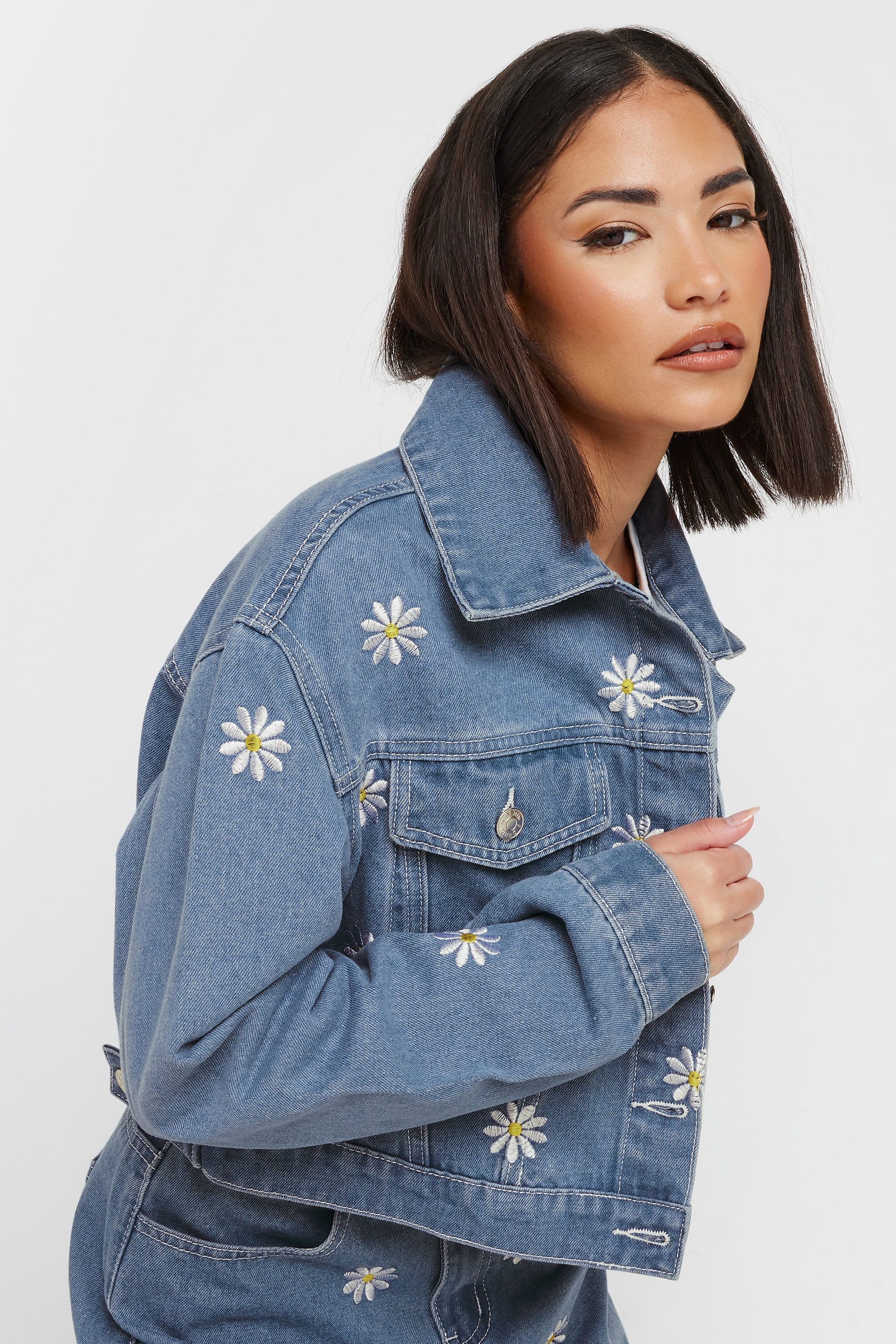 PixieGirl Petite Women's Blue Denim Daisy Embroidered Jacket | PixieGirl 6