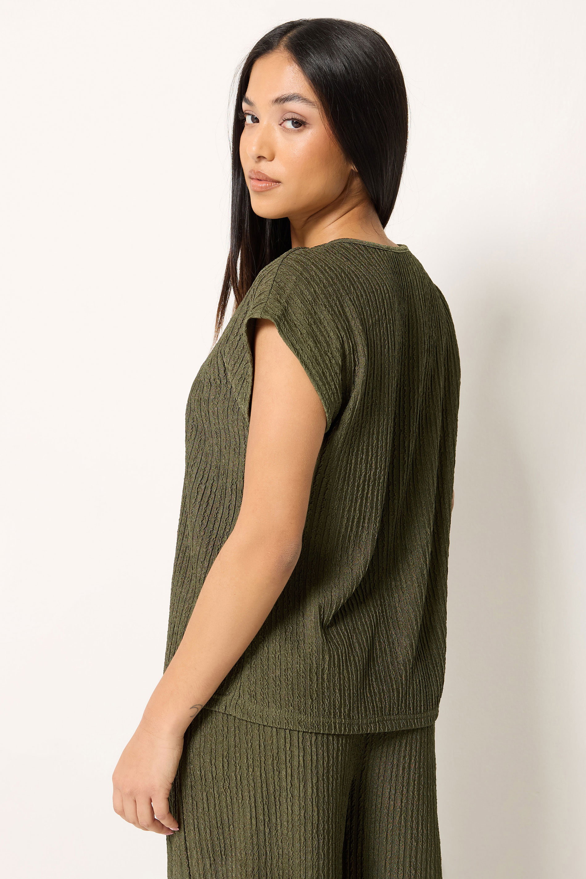 M&Co Petite Khaki Green Textured V Neck T-Shirt | M&Co 2