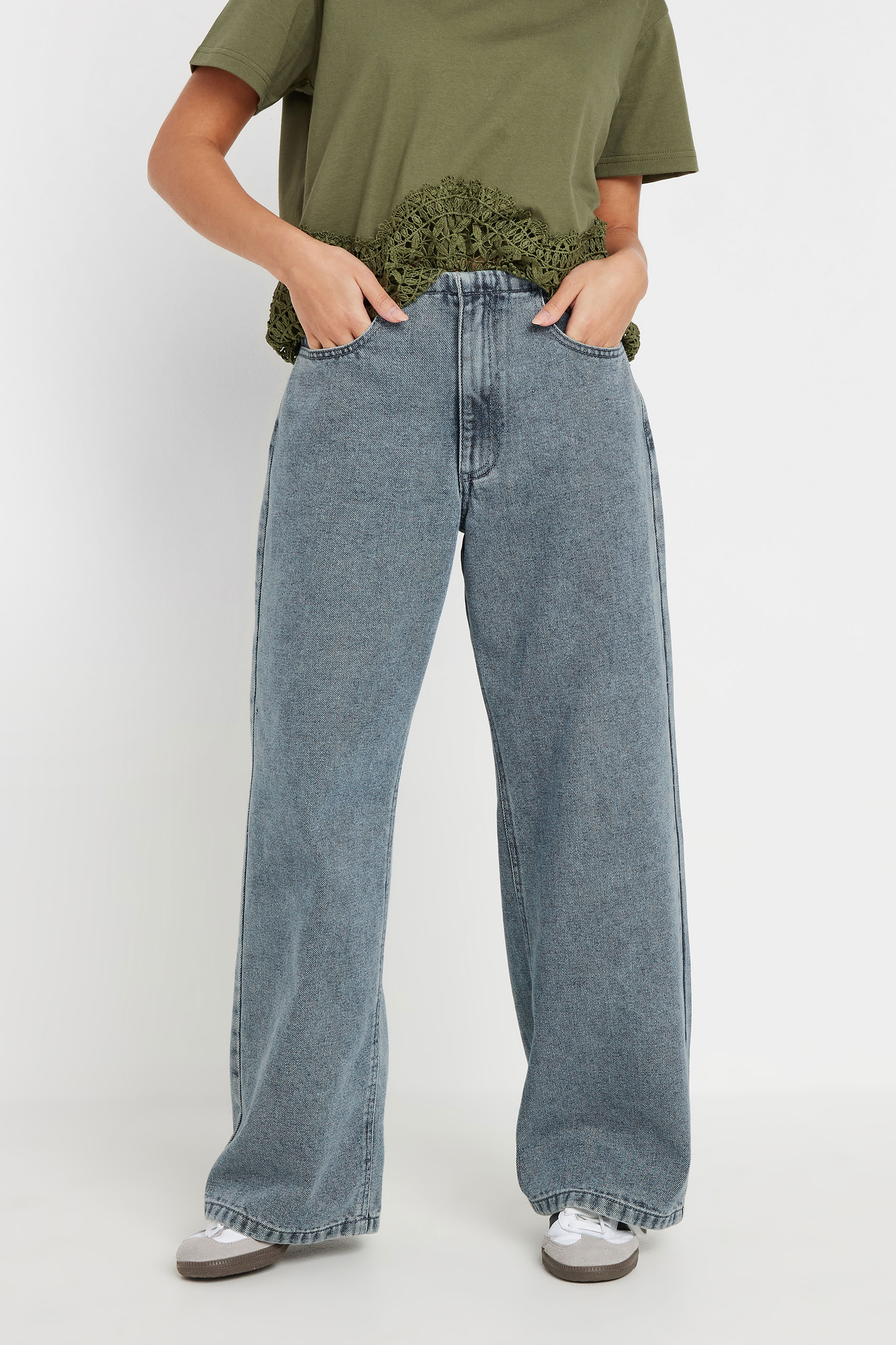 PixieGirl Petite Women's Blue Denim Thin Waistband Wide Leg Jeans | PixieGirl  3