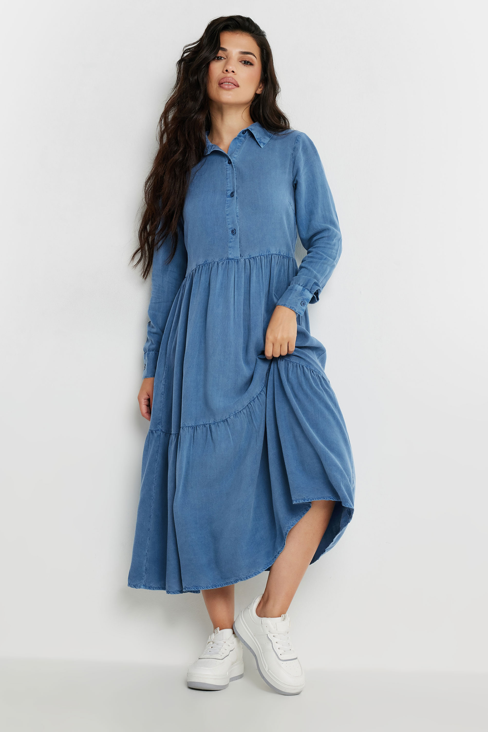 PixieGirl Petite Women Blue Acid Wash Tiered Smock Dress | PixieGirl 2