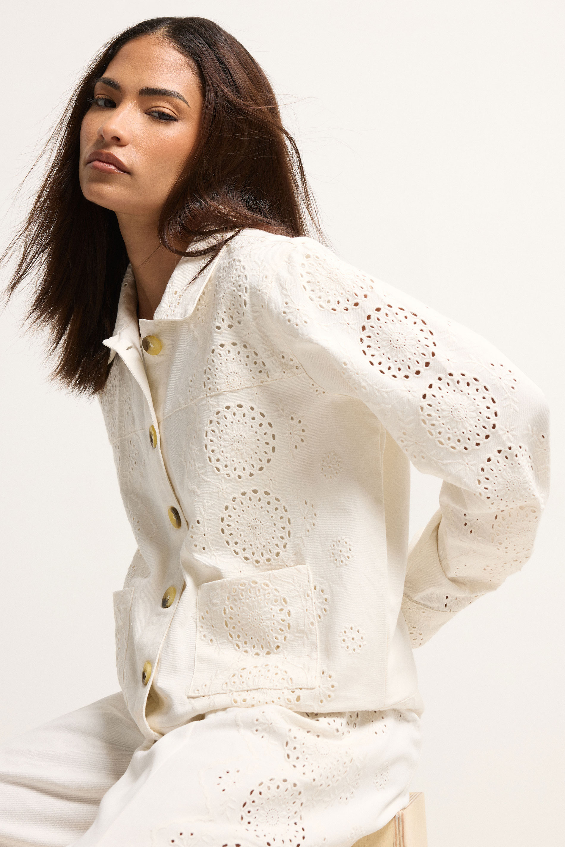 Pixiegirl Women's White Petite Embroidered Cotton Jacket Size 16