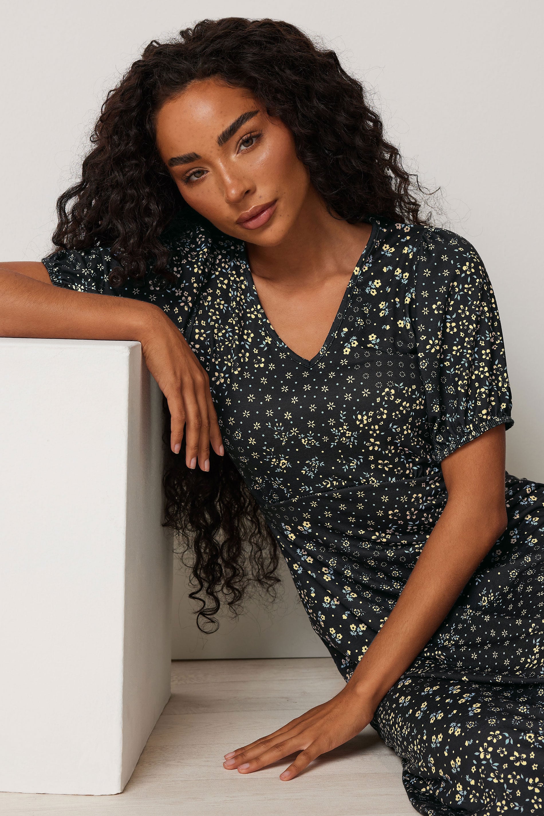 M&Co Petite Black Floral Print Midi Dress | M&Co 4
