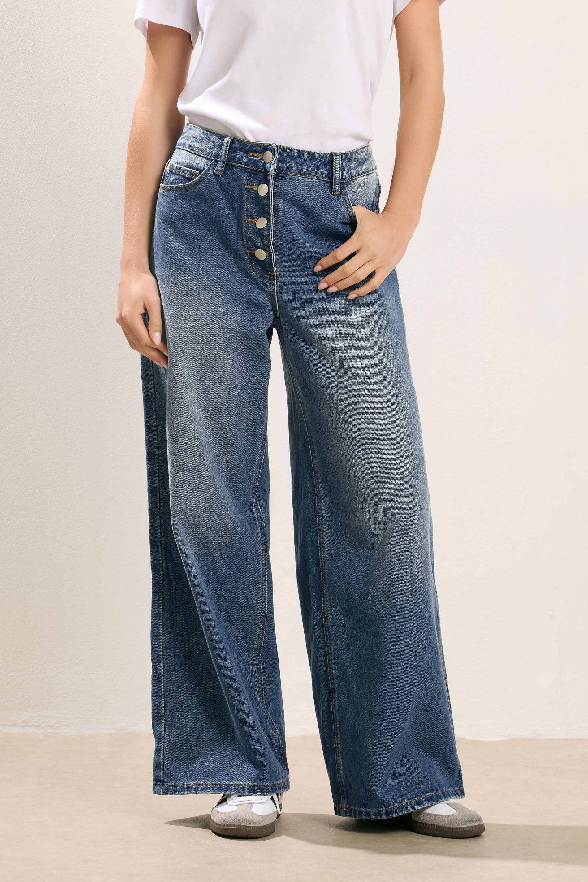 PixieGirl Petite Women's Mid Blue Button Front Wide Leg Jeans | PixieGirl 2