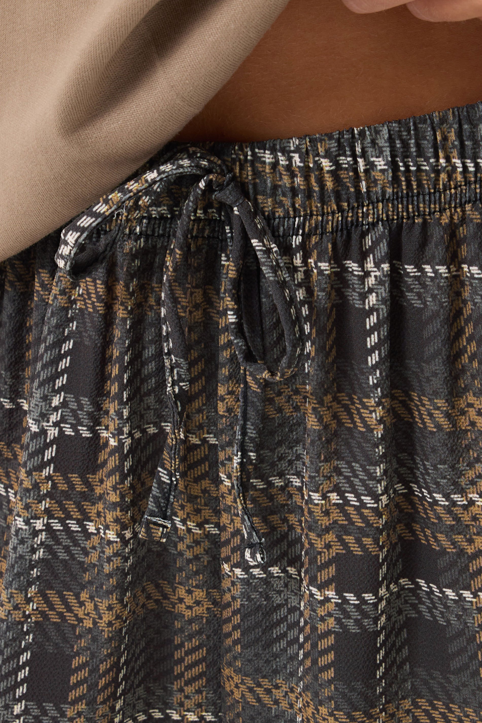 PixieGirl Petite Women's Brown Crinkle Check Wide Leg Trousers | PixieGirl 4