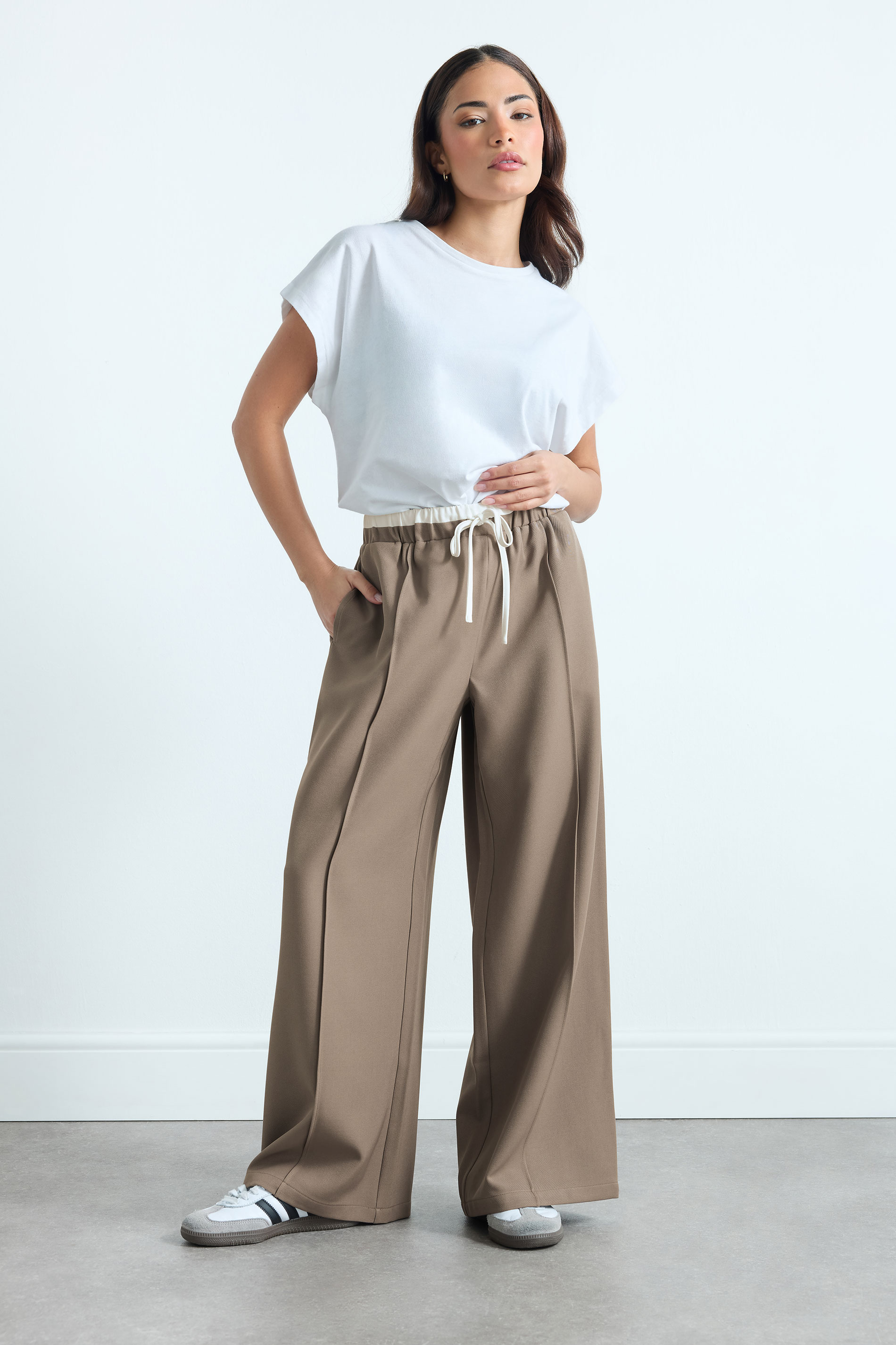 Pixiegirl Women's Brown Petite Natural Contrast Waist Wide Leg Trousers Size Petite > 6