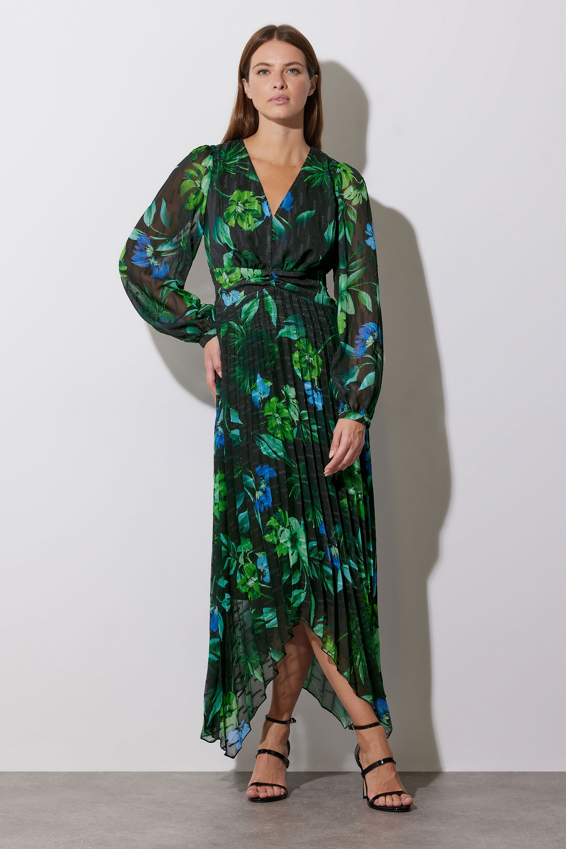STAR Black & Green Leaf Print Pleated Dress | STAR x JM 4