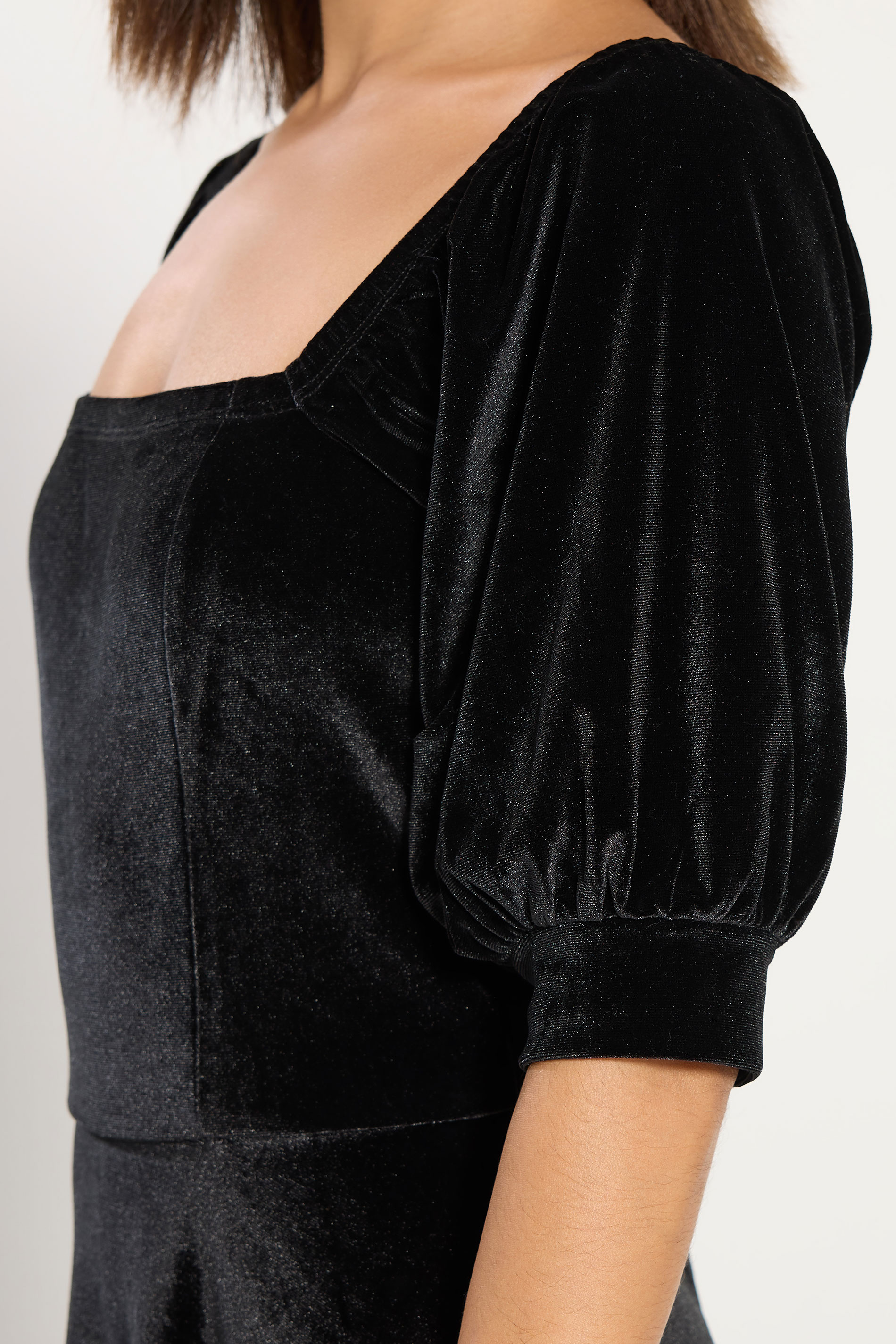 PixieGirl Petite Women's Black Square Neck Velvet Dress | PixieGirl 4