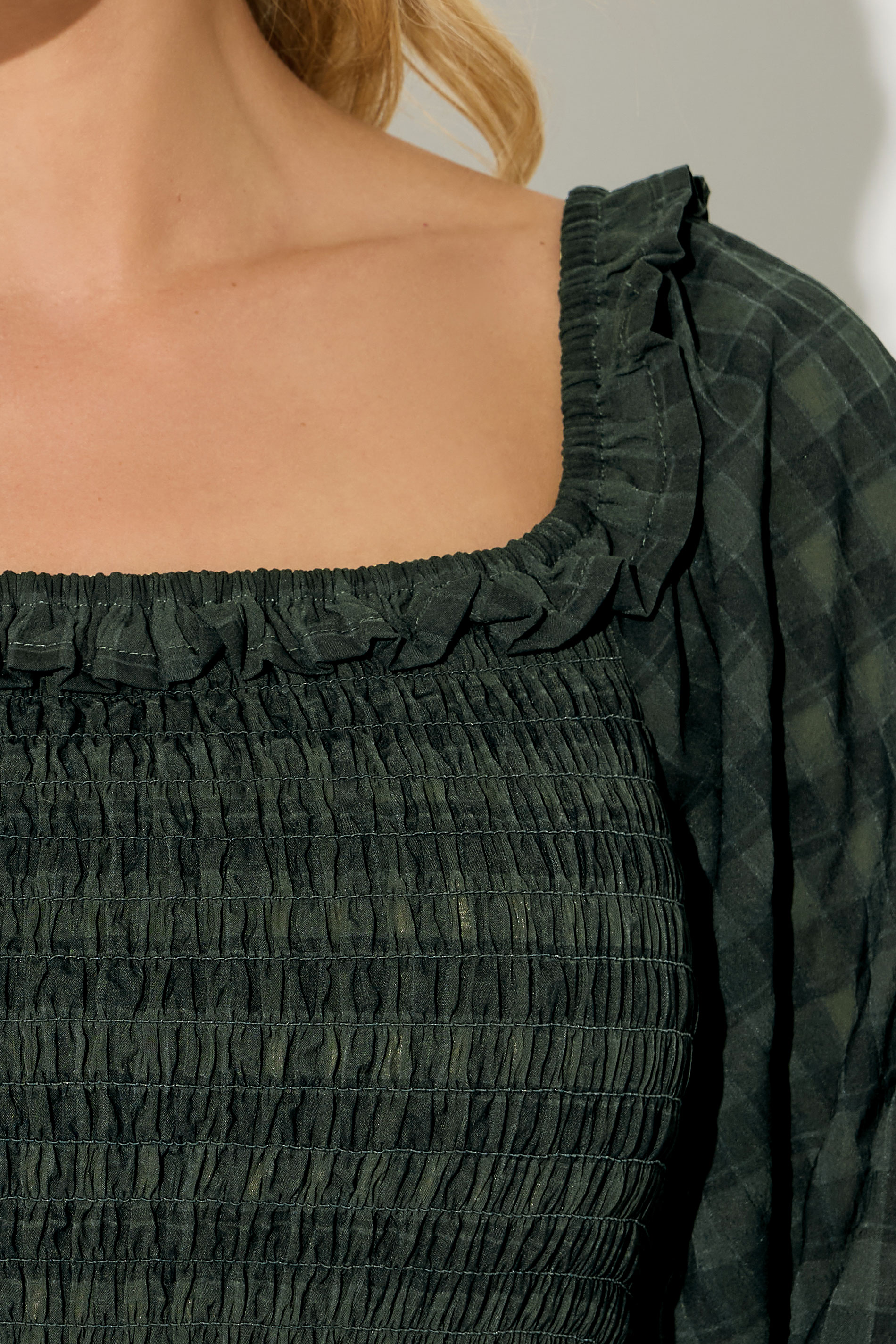 PixieGirl Petite Women's Green Crinkle Check Tiered Dress | PixieGirl 5