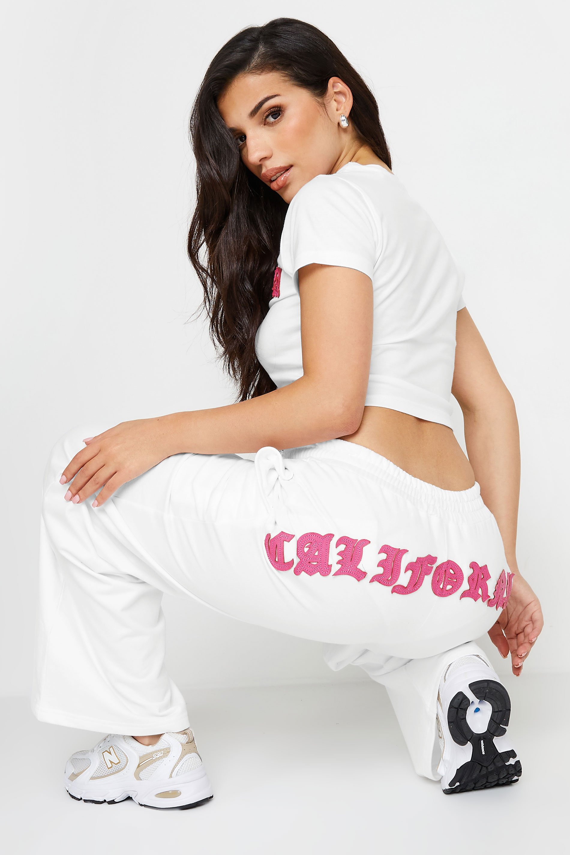 PixieGirl Petite Women's White 'California' Slogan Wide Leg Joggers | PixieGirl 1