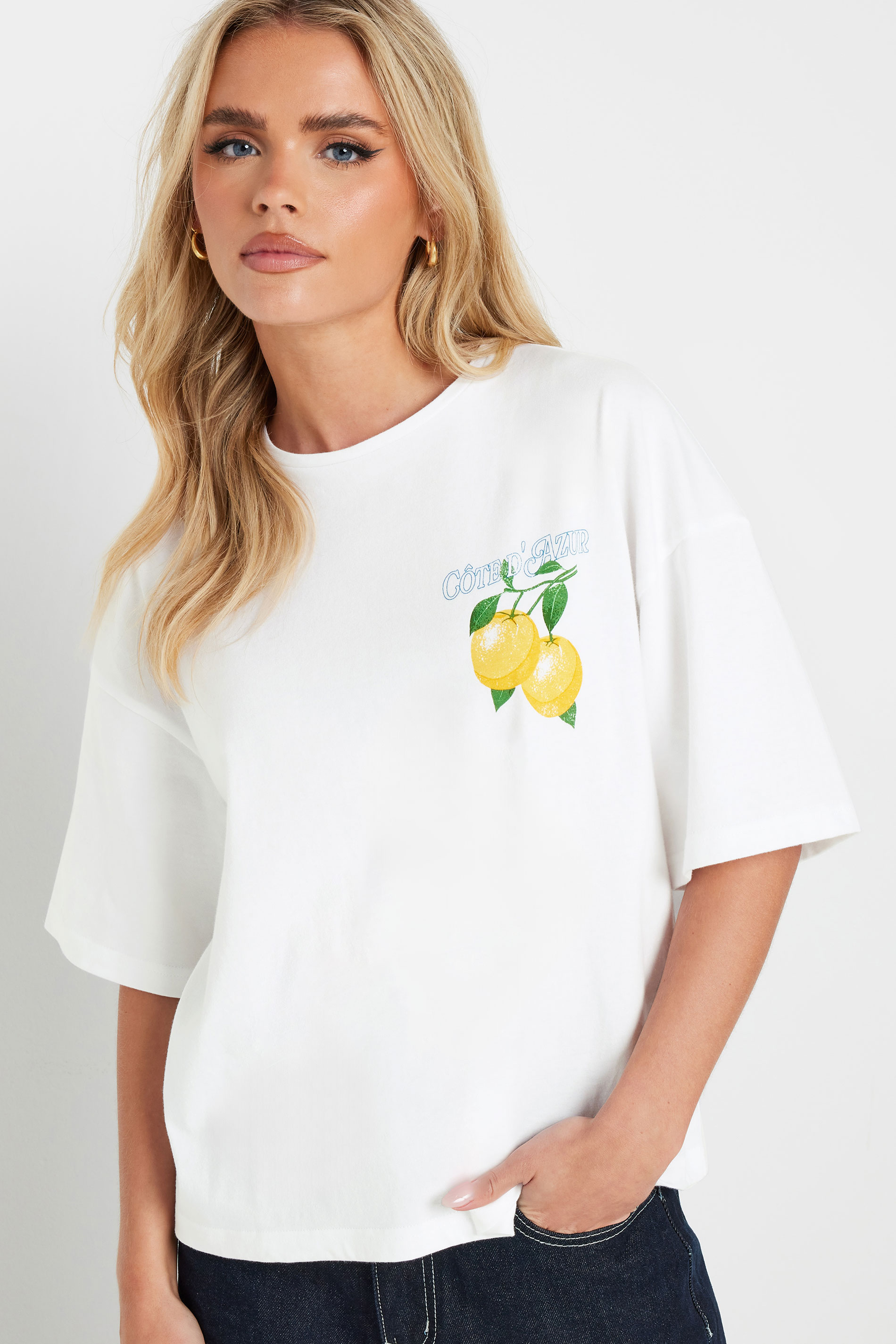 PixieGirl Petite Women's White 'St Tropez' Lemon Back Graphic T-Shirt | PixieGirl 5