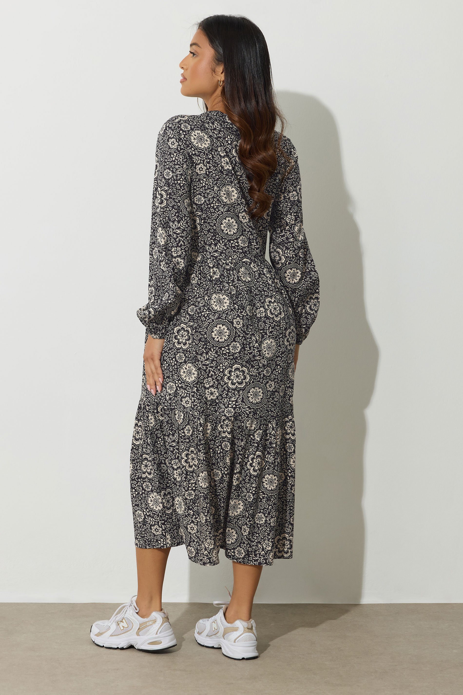 PixieGirl Petite Women's Black Floral Tie Midaxi Dress | PixieGirl 3