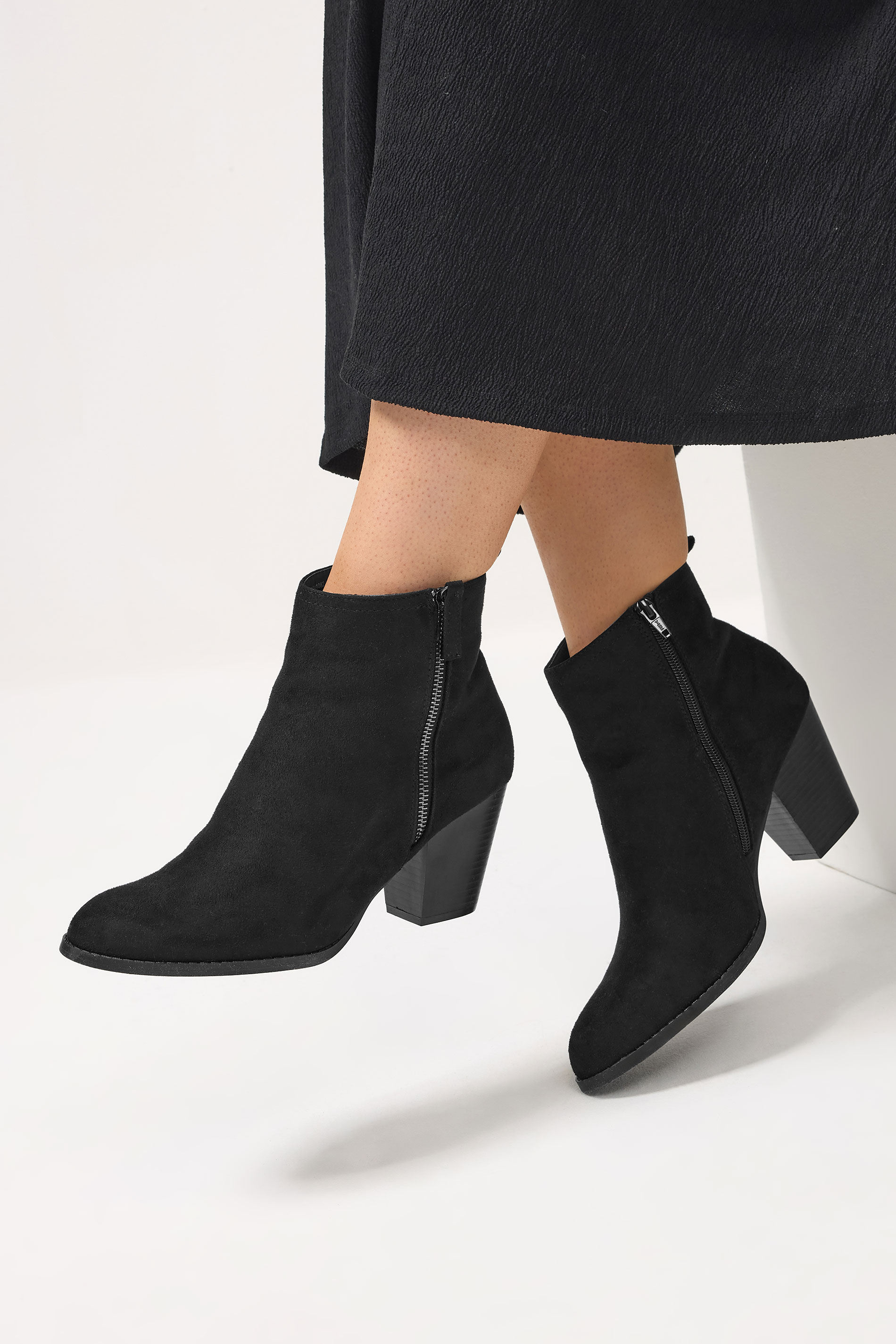 Black Faux Suede Block Heel Ankle Boots In Wide E Fit & Extra Wide EEE Fit | Yours Clothing 2
